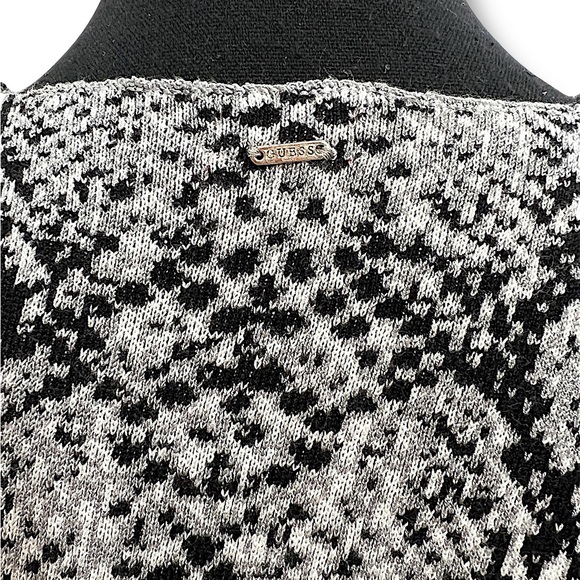 GUESS black and white Reptile Print cropped long sleeve tie front Sweater SM - Picture 4 of 15